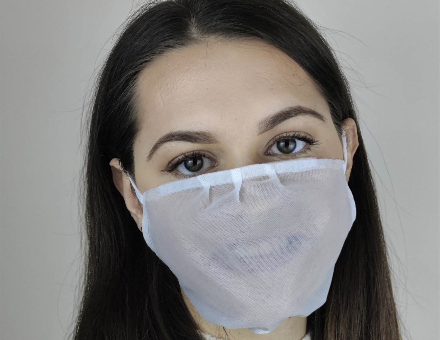 KTU studentų sėkmė JAV Silicio slėnio konkurse – sukurta permatoma apsauginė veido kaukė
