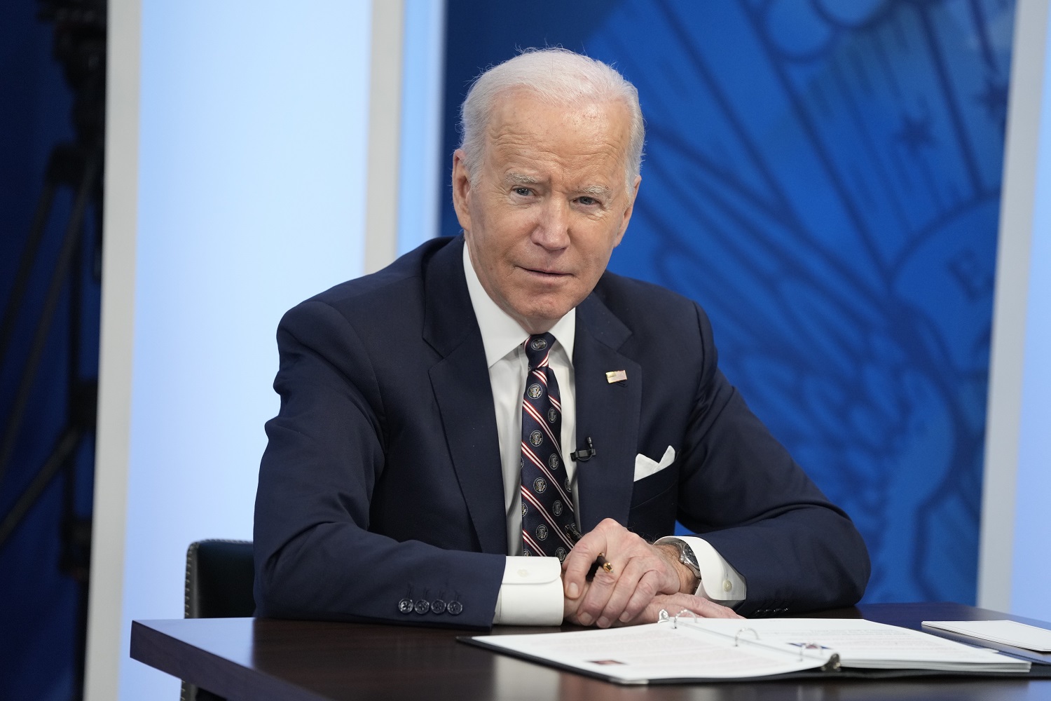 J. Bidenas: JAV „gins kiekvieną centimetrą“ NATO teritorijos, bet karių į Ukrainą nesiųs J. Bidenas: JAV „gins kiekvieną centimetrą“ NATO teritorijos, bet karių į Ukrainą nesiųs