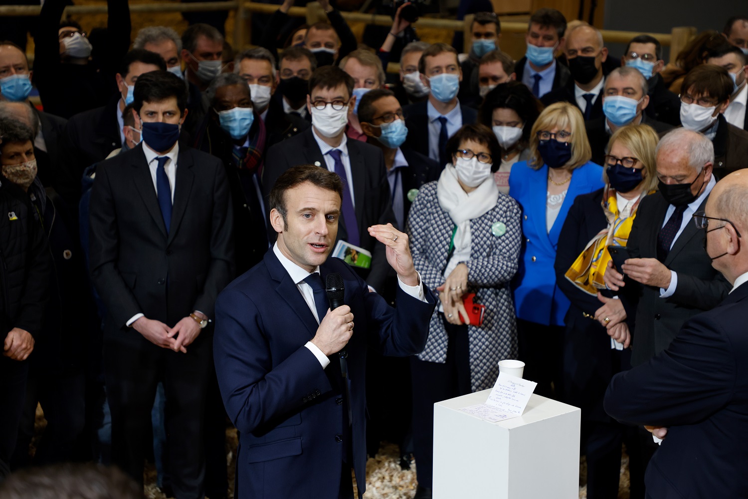 E. Macronas: „Šis karas tęsis ilgai“ E. Macronas: „Šis karas tęsis ilgai“