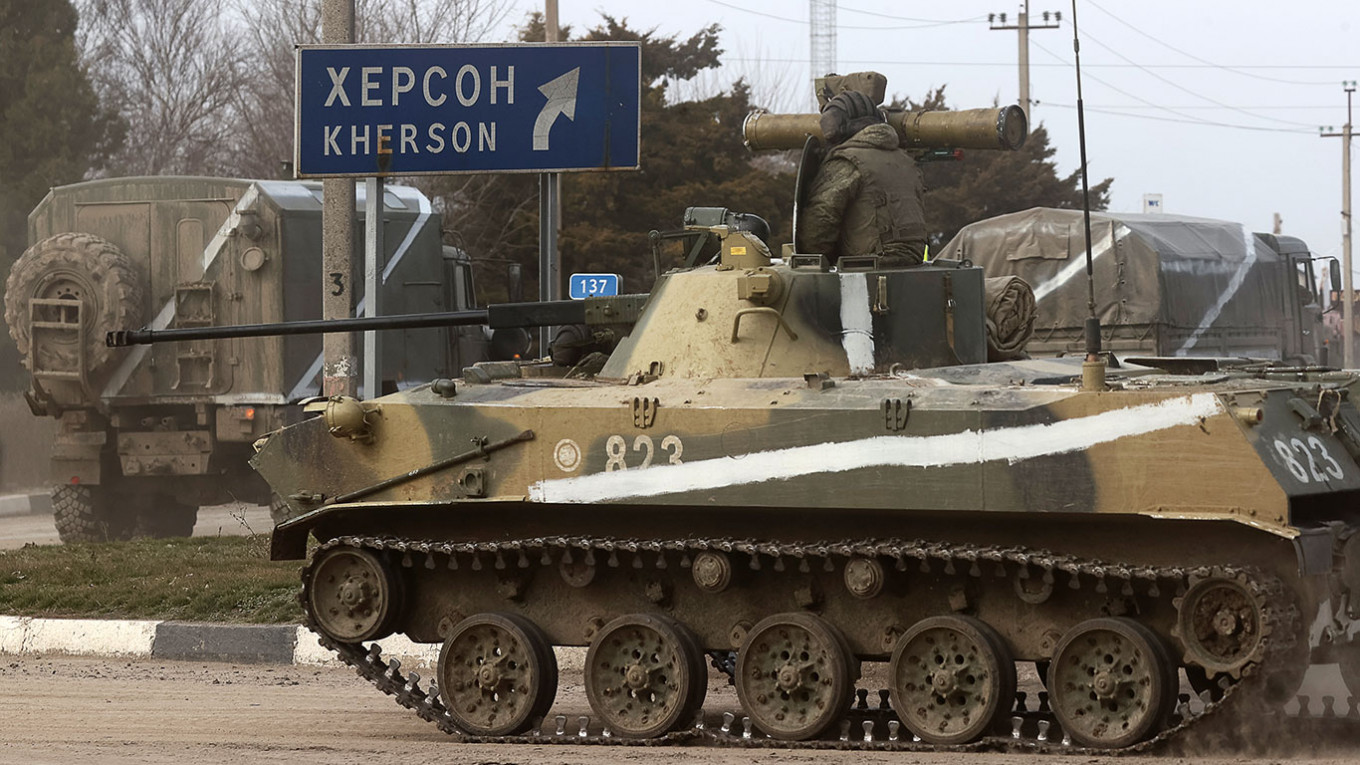 Rusijos pajėgos užėmė Ukrainos Chersono miestą