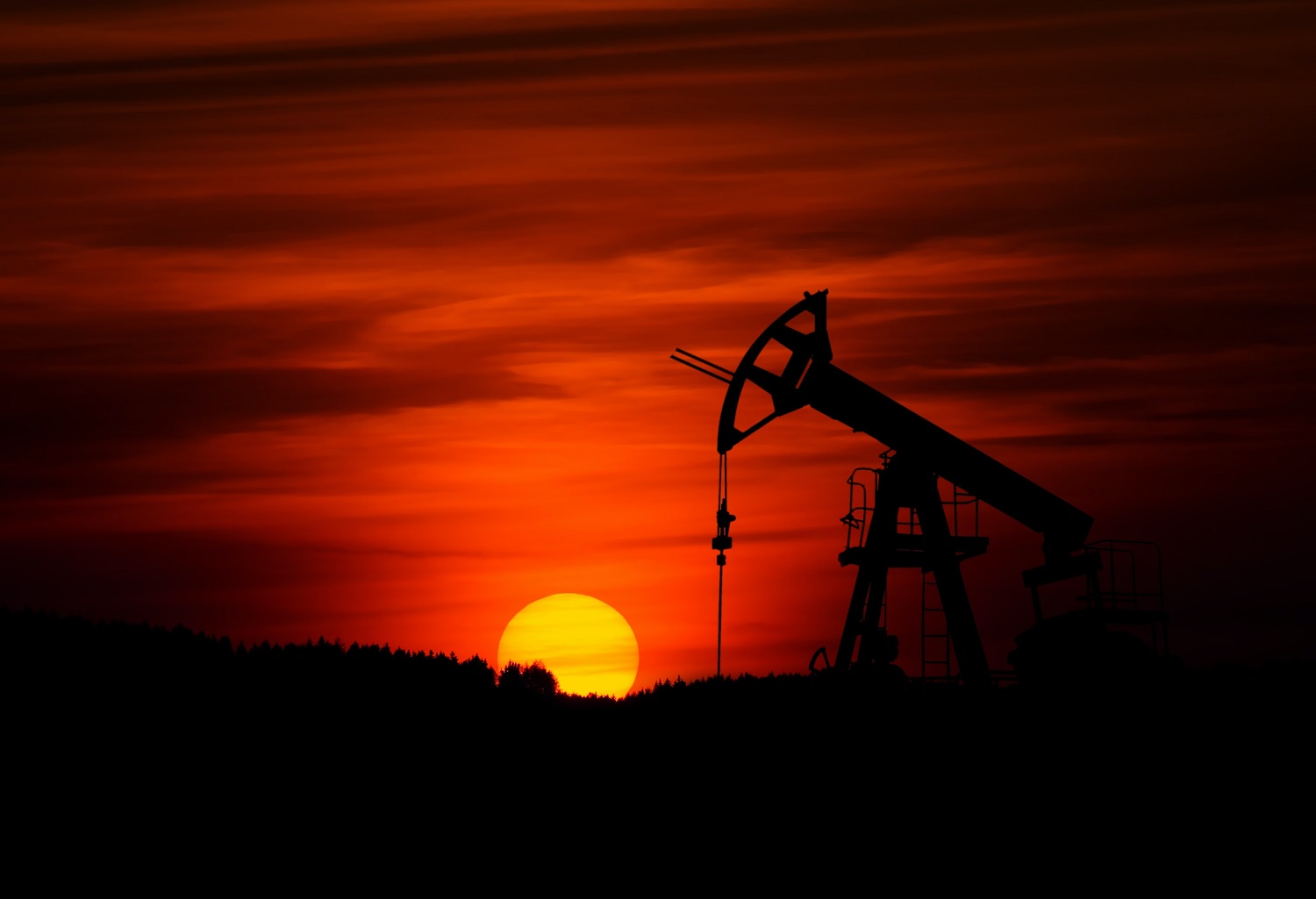 JAV: ieškoma galimybių mažinti priklausomybę nuo Rusijos naftos