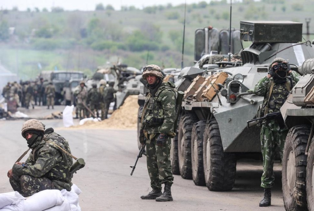 Kyjivas: rusų pajėgos „greitai“ traukiasi Ukrainos šiaurėje Kyjivas: rusų pajėgos „greitai“ traukiasi Ukrainos šiaurėje