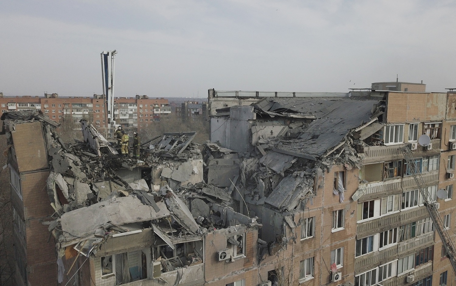 Ukrainos saugumas apie situaciją šalies rytuose: plataus masto puolimas dar neprasidėjo, tai – tik bandomosios atakos