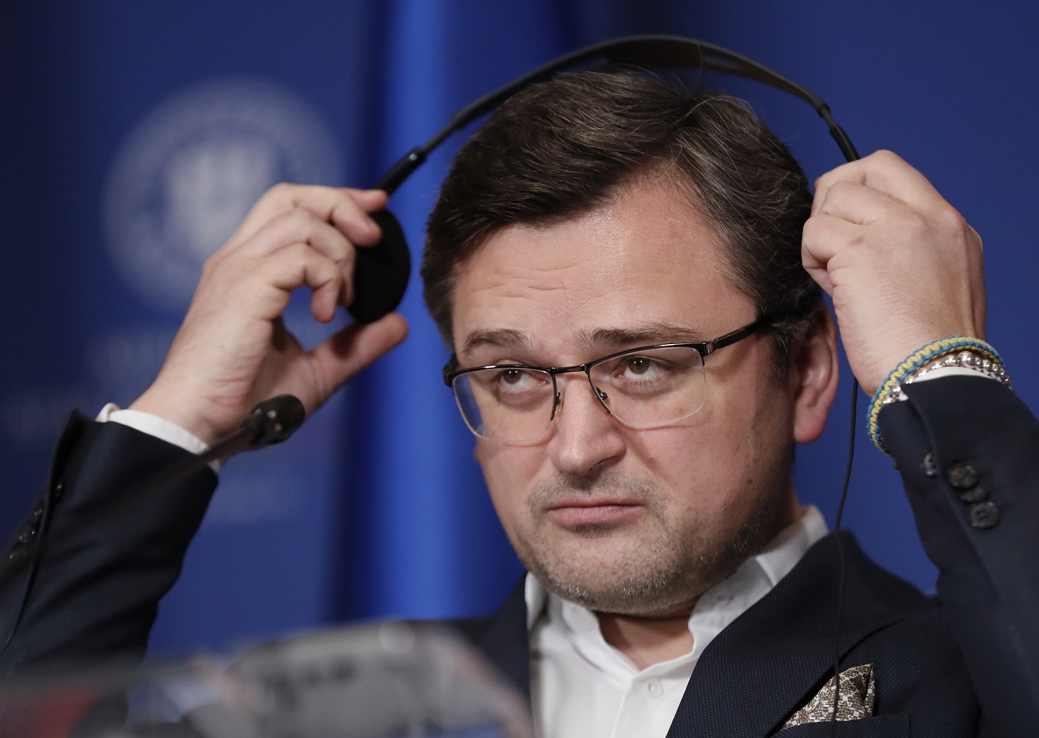 Kyjivas: ES šalys, blokuojančios naftos embargą, „prisideda“ prie Rusijos nusikaltimų Kyjivas: ES šalys, blokuojančios naftos embargą, „prisideda“ prie Rusijos nusikaltimų