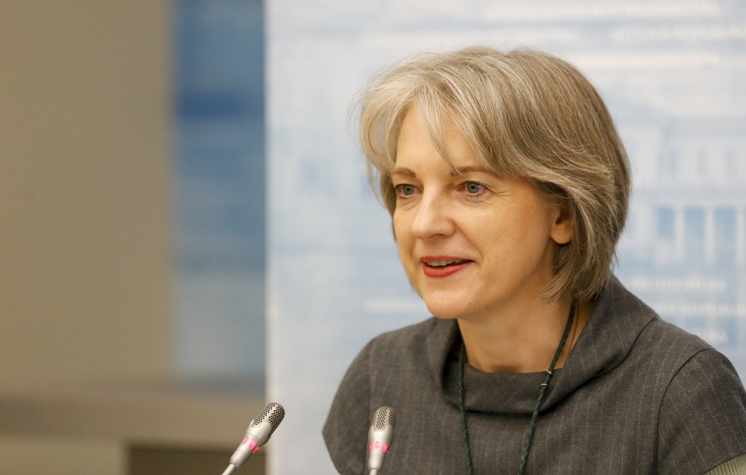 A. Skaisgirytė: išėmusi rusiškos naftos importo draudimą iš šeštojo sankcijų paketo, ES toliau neakivaizdžiai finansuotų karą Ukrainoje A. Skaisgirytė: išėmusi rusiškos naftos importo draudimą iš šeštojo sankcijų paketo, ES toliau neakivaizdžiai finansuotų karą Ukrainoje