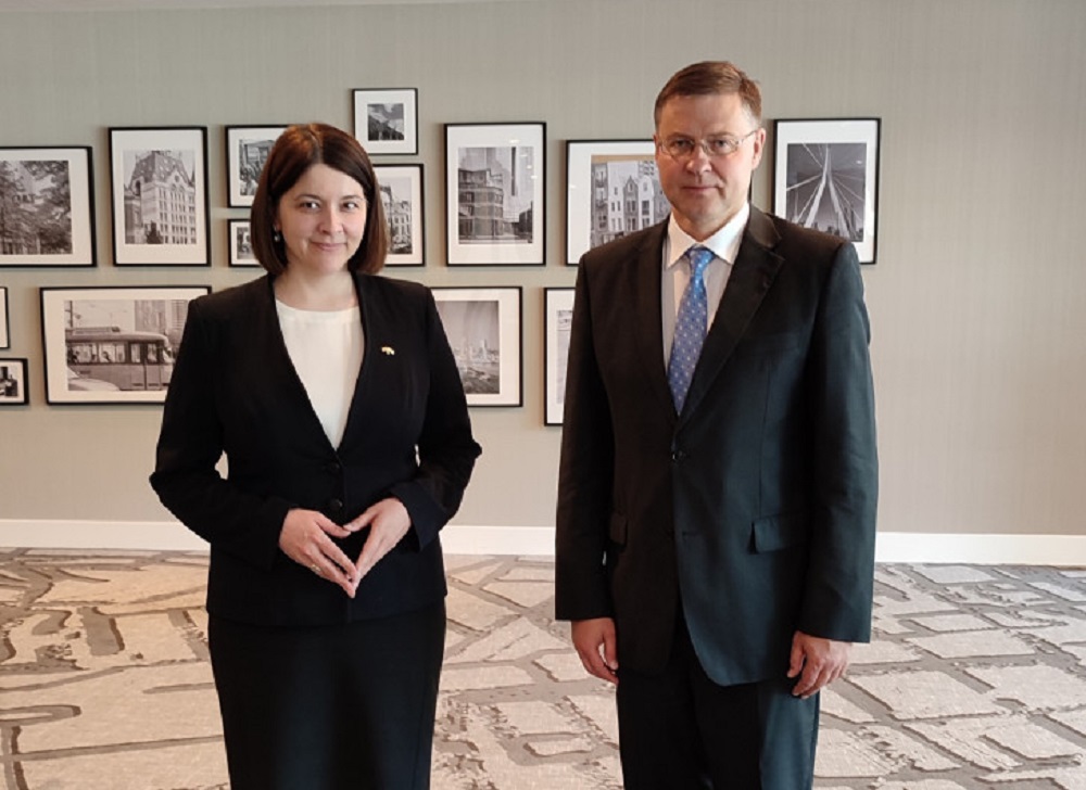 Finansų ministrė: „Būtina užtikrinti pakankamą finansavimą Europos energetinei nepriklausomybei stiprinti“ Finansų ministrė: „Būtina užtikrinti pakankamą finansavimą Europos energetinei nepriklausomybei stiprinti“