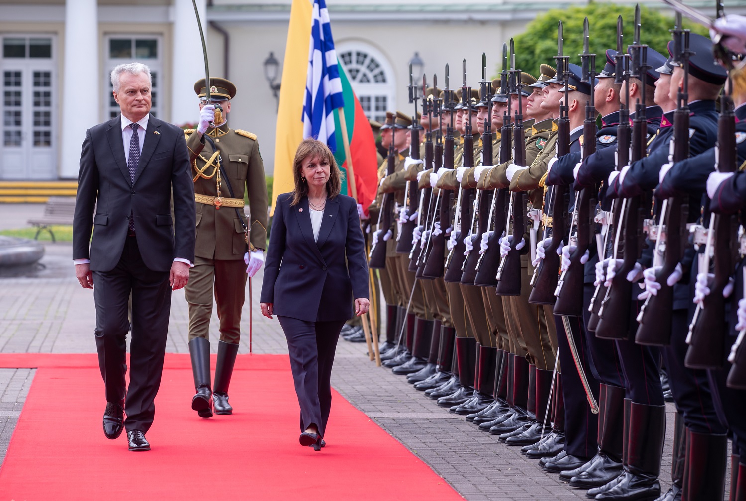 G. Nausėda: būtina toliau stiprinti NATO gynybą nepaliekant jokių silpnų vietų