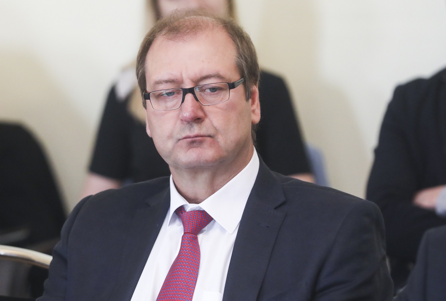 V. Uspaskich atsistatydina iš Darbo partijos pirmininko posto V. Uspaskich atsistatydina iš Darbo partijos pirmininko posto