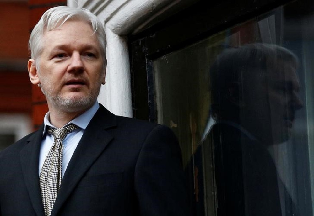„WikiLeaks“: J. Assange'o ekstradicija – juoda diena spaudos laisvei