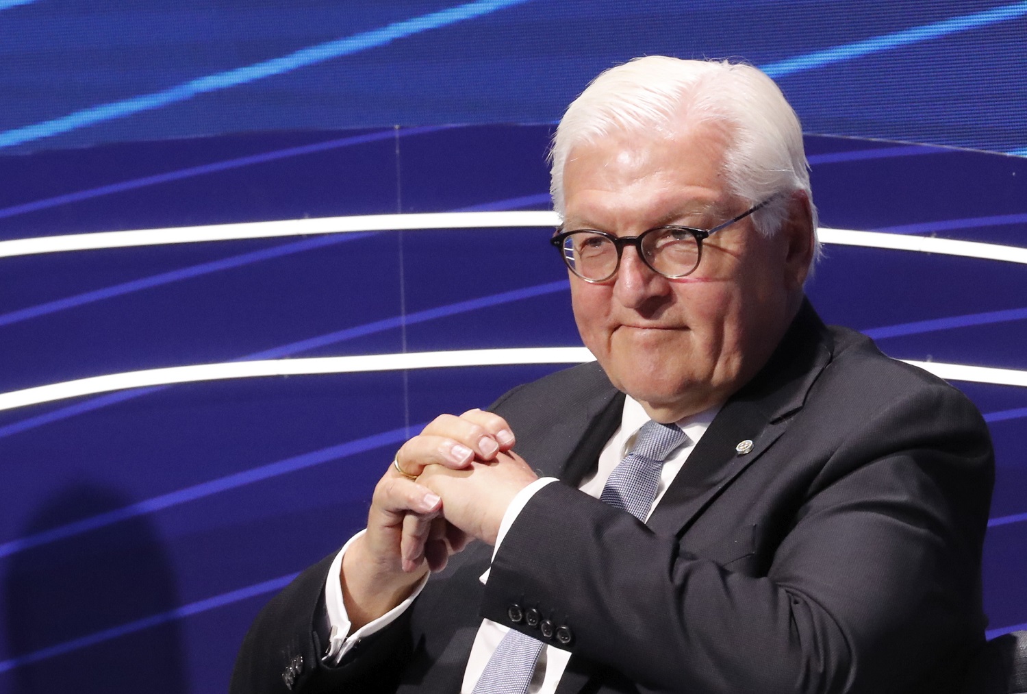 Vokietijos prezidentas: kada Ukraina sės prie derybų stalo su Rusija, nuspręs ji pati Vokietijos prezidentas: kada Ukraina sės prie derybų stalo su Rusija, nuspręs ji pati