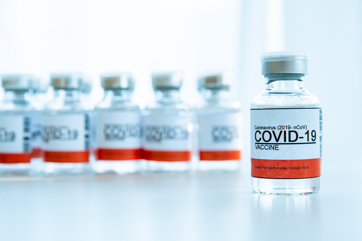 COVID-19 vakcina: laimėtos lenktynės su laiku
