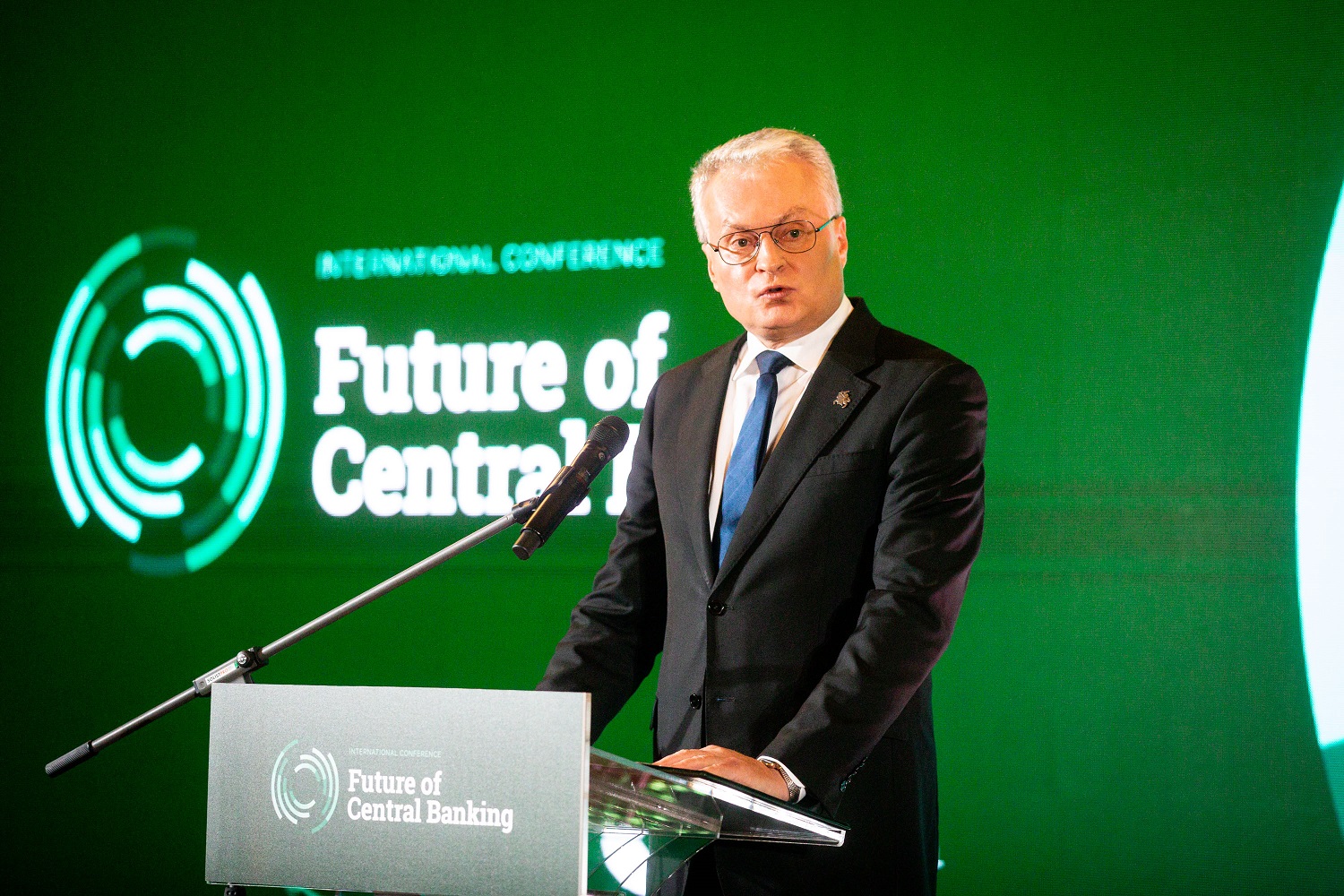 G. Nausėda: neapibrėžtumo akivaizdoje tenka užduotis kuo greičiau užbaigti transporto infrastruktūros jungtis su Vakarų Europa G. Nausėda: neapibrėžtumo akivaizdoje tenka užduotis kuo greičiau užbaigti transporto infrastruktūros jungtis su Vakarų Europa
