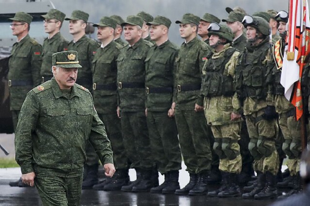 Ukrainos kariškiai: Baltarusijoje aktyviai tikrinami mobilizaciniai ištekliai