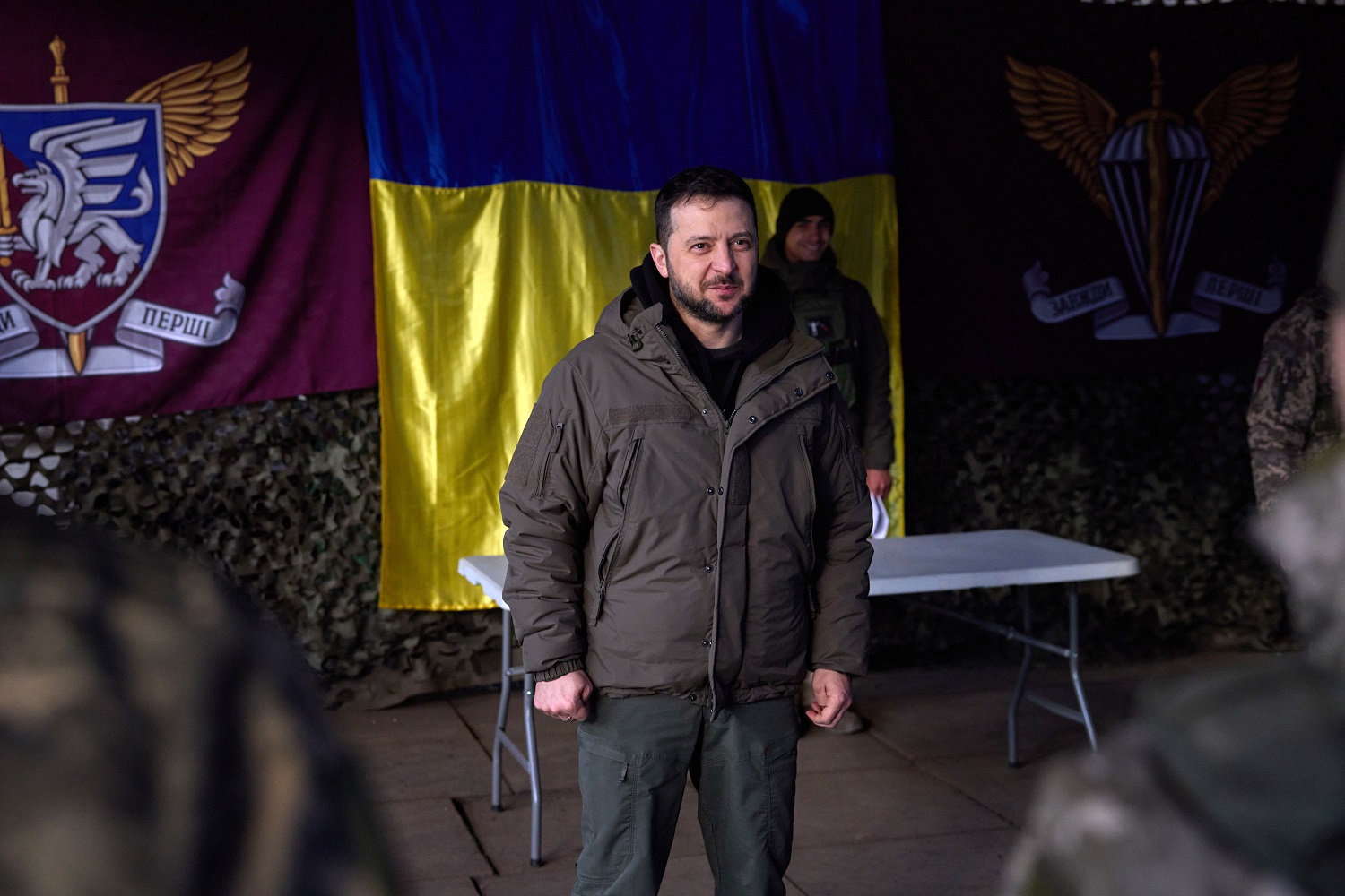 V. Zelenskis siūlo Rusijai per Kalėdas palikti Ukrainą V. Zelenskis siūlo Rusijai per Kalėdas palikti Ukrainą