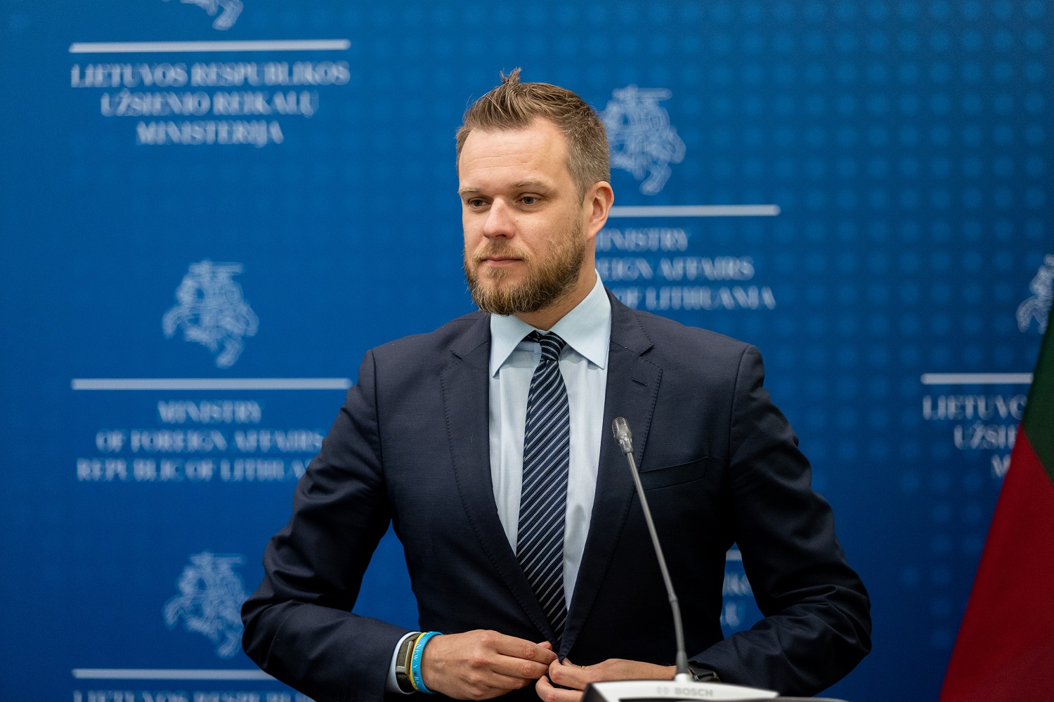 G. Landsbergis įvertino valdančiųjų darbą: jūra audringesnė nei buvome susiruošę plaukti, bet laivas nesudužo G. Landsbergis įvertino valdančiųjų darbą: jūra audringesnė nei buvome susiruošę plaukti, bet laivas nesudužo