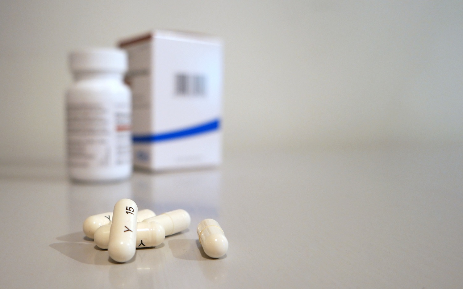 Vaistais prekiaujančioms bendrovėms skirtos baudos už susitarimus dėl kompensuojamų vaistų: turės sumokėti daugiau kaip 72 mln. eurų