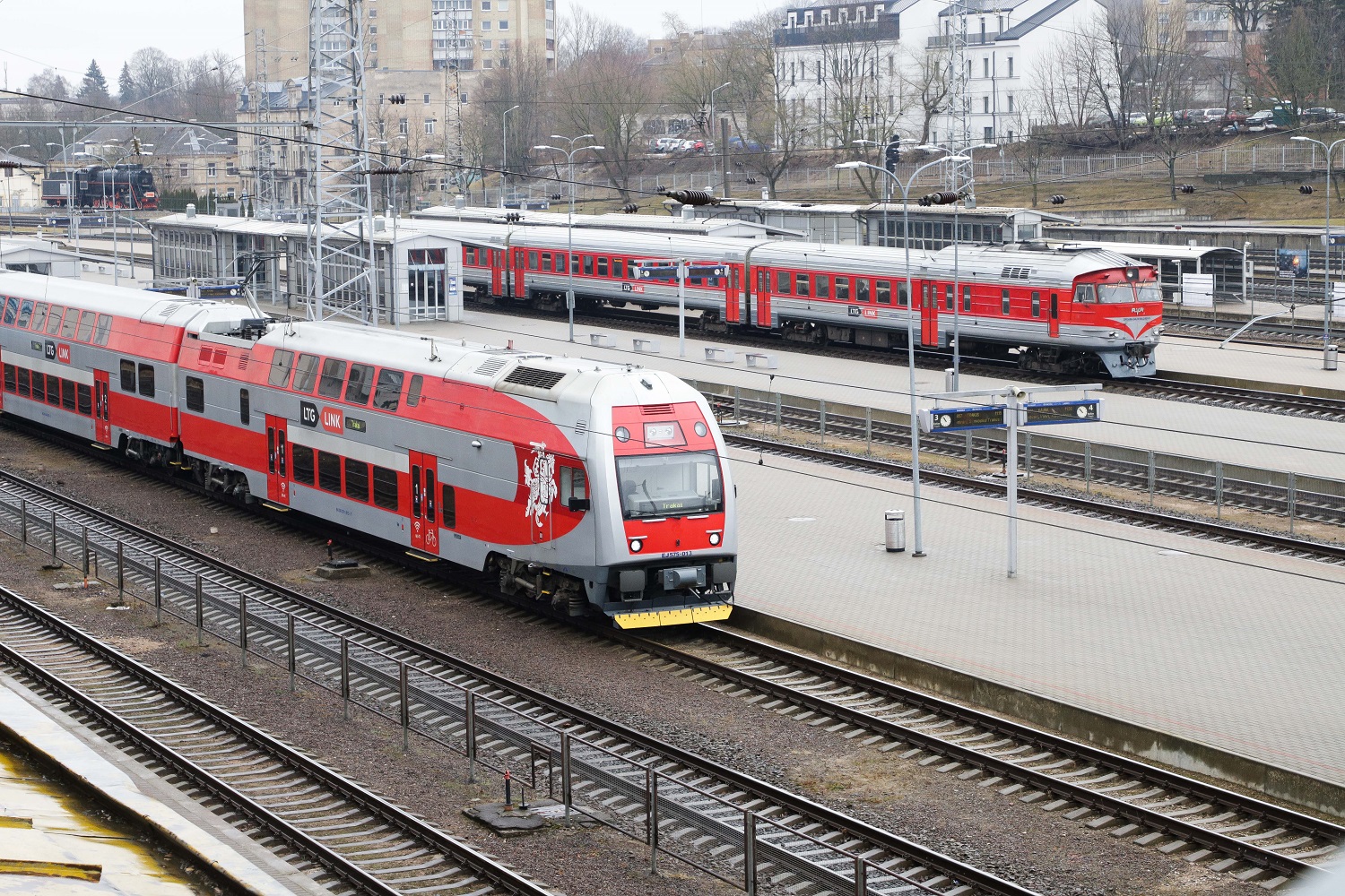 Seimo teisininkai atmeta idėją dėl transporto lengvatos mokytojams: prieštarauja Konstitucijai