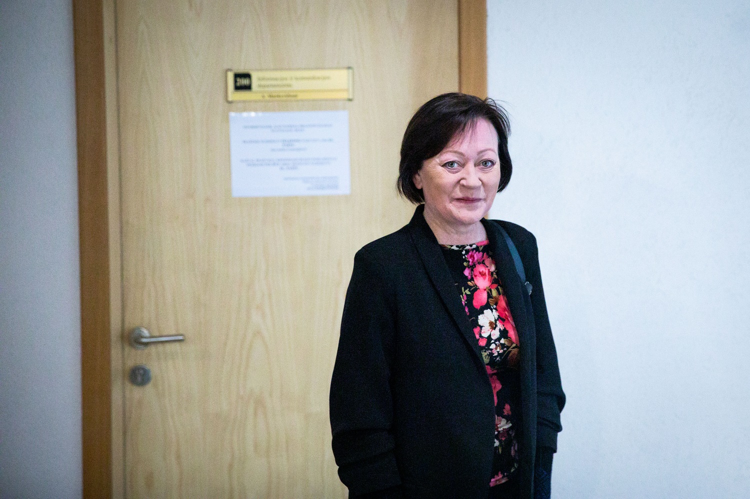 VRK pirmininkė atsistatydina iš komisijos vadovės pareigų VRK pirmininkė atsistatydina iš komisijos vadovės pareigų
