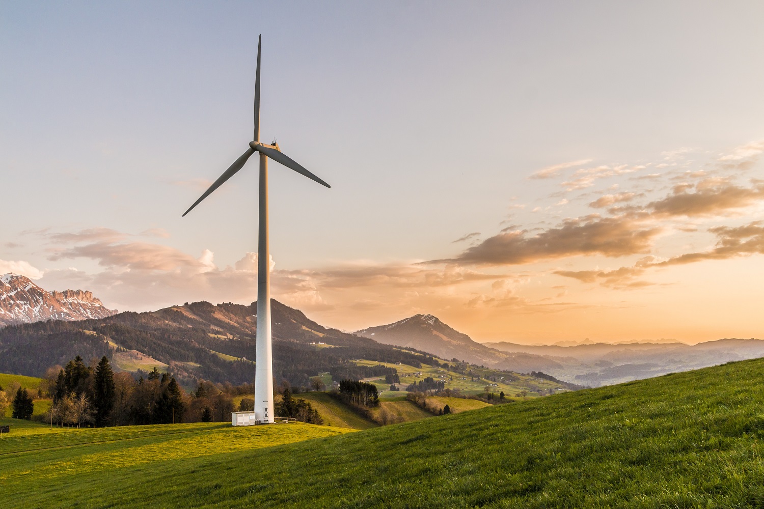 Naudoti atsinaujinančius energijos šaltinius – gyvybiškai svarbu