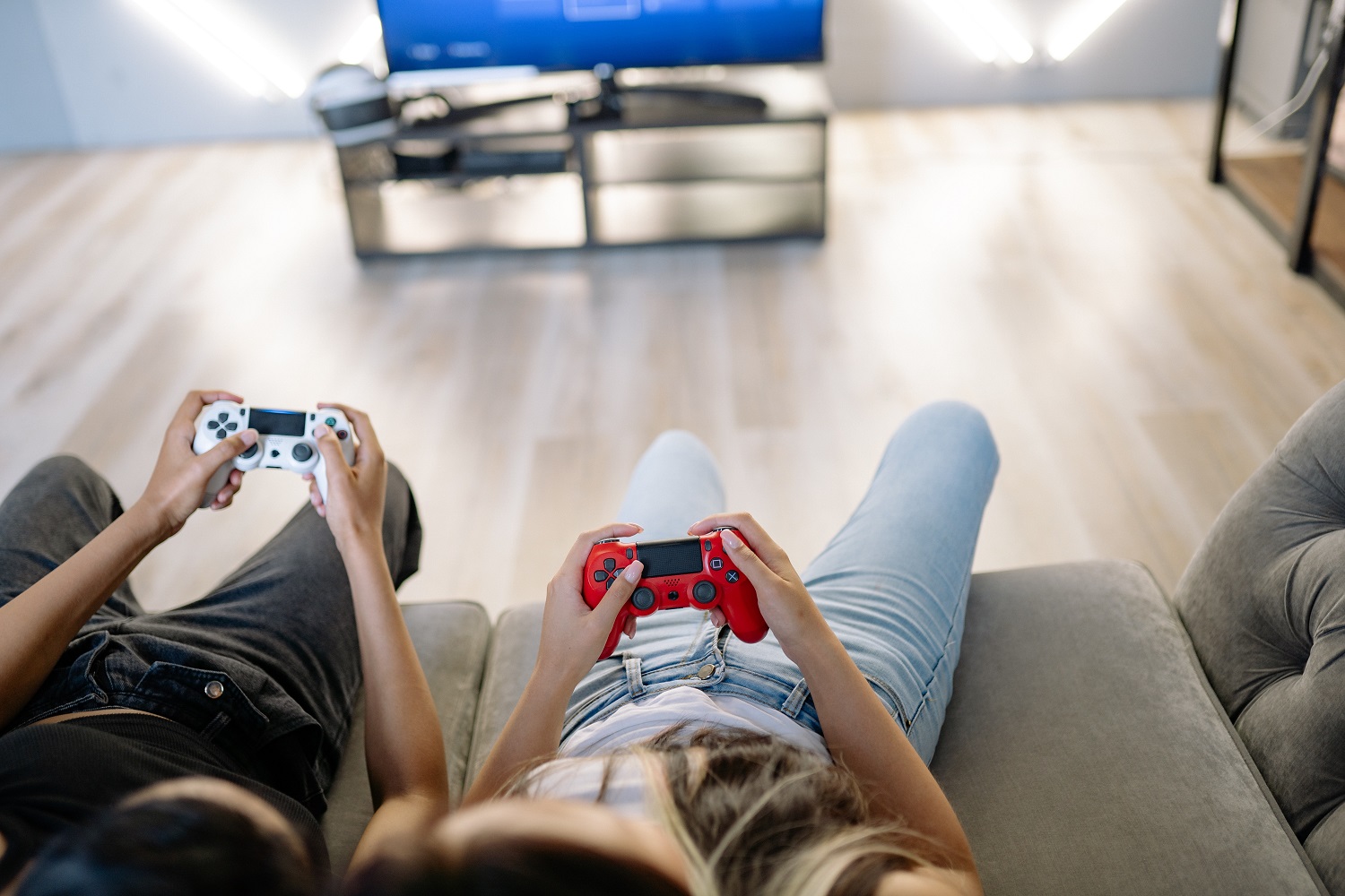 Kokie metodai padeda turint vaizdo žaidimų priklausomybę?