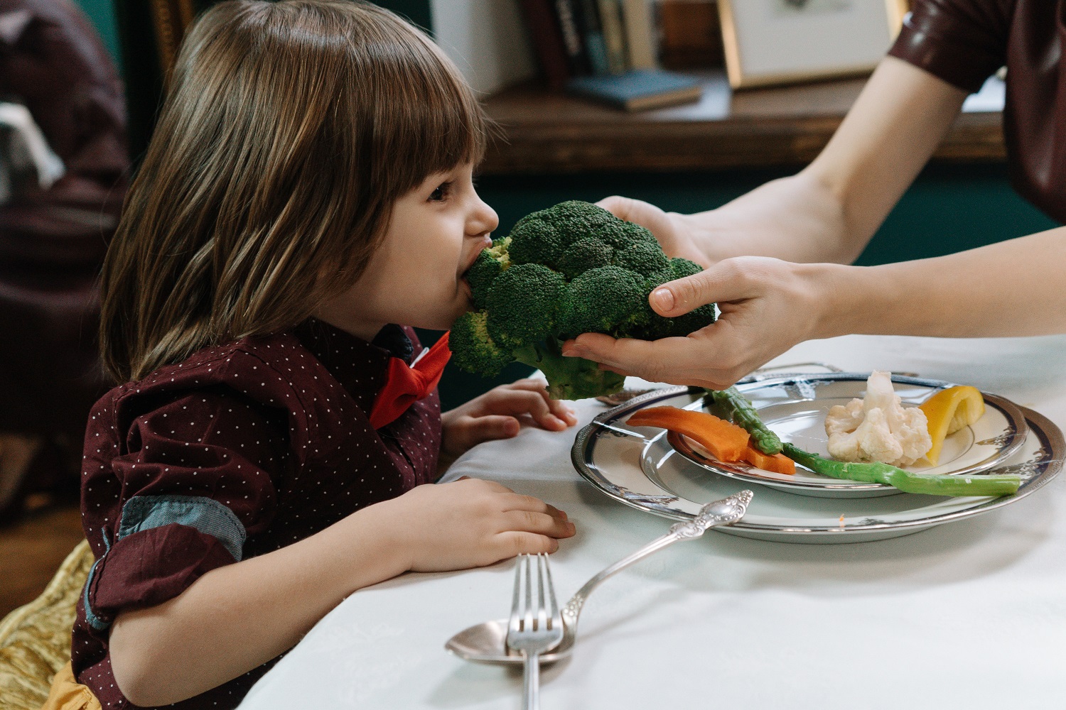 Nebrangūs receptai padės vaikams susidraugauti su daržovėmis ir vaisiais