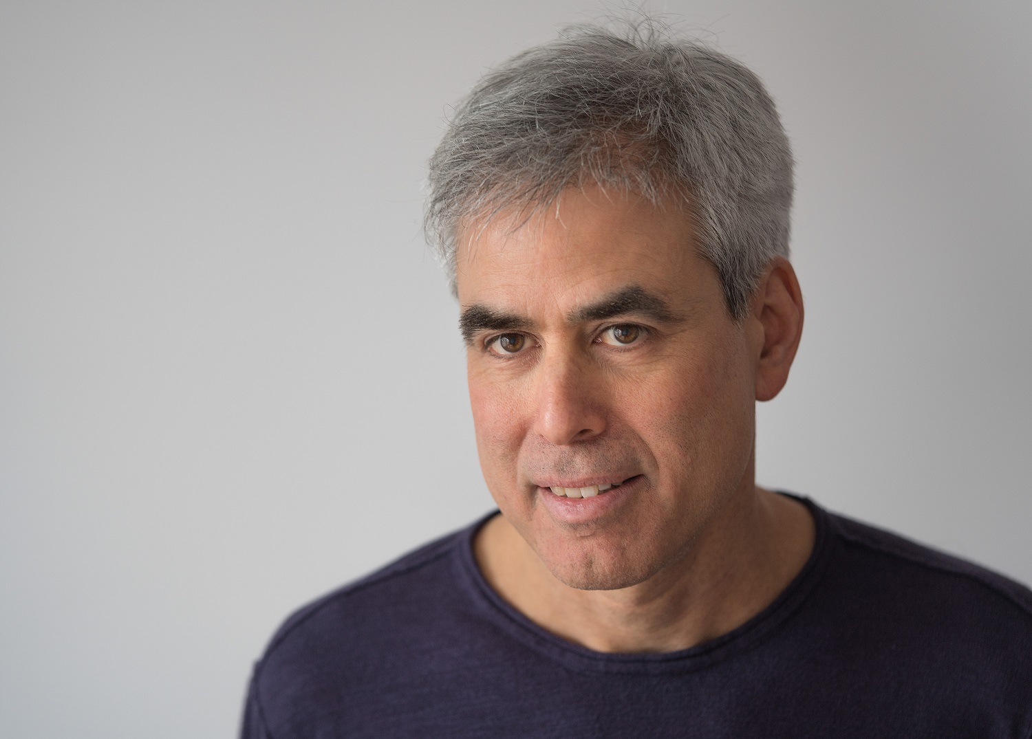 Garsus psichologas J. Haidtas knygoje paaiškina, kodėl žmonės nesutaria, ir nurodo kelius į tarpusavio supratimą