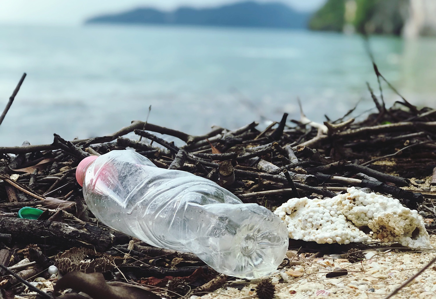 ES Parlamentas susitarė griežtinti taisykles plastiko pakuočių taršai pažaboti
