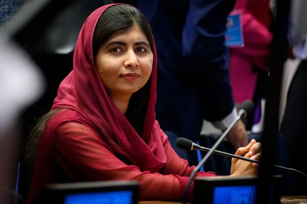 Nobelio taikos premijos laureatė: Talibano valdžia buvimą mergaite pavertė nusikaltimu