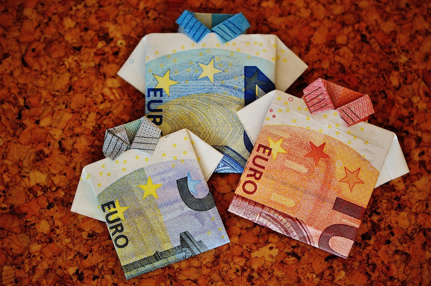 Lietuvių indėliai auga sparčiausiai euro zonoje – kas toliau?