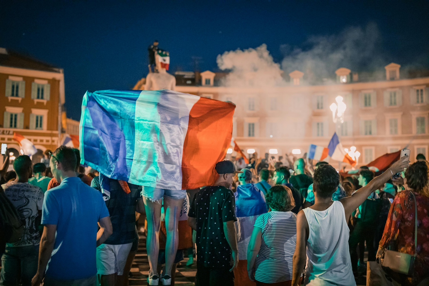 Prancūzija – naujoje politinėje krizėje Prancūzija – naujoje politinėje krizėje
