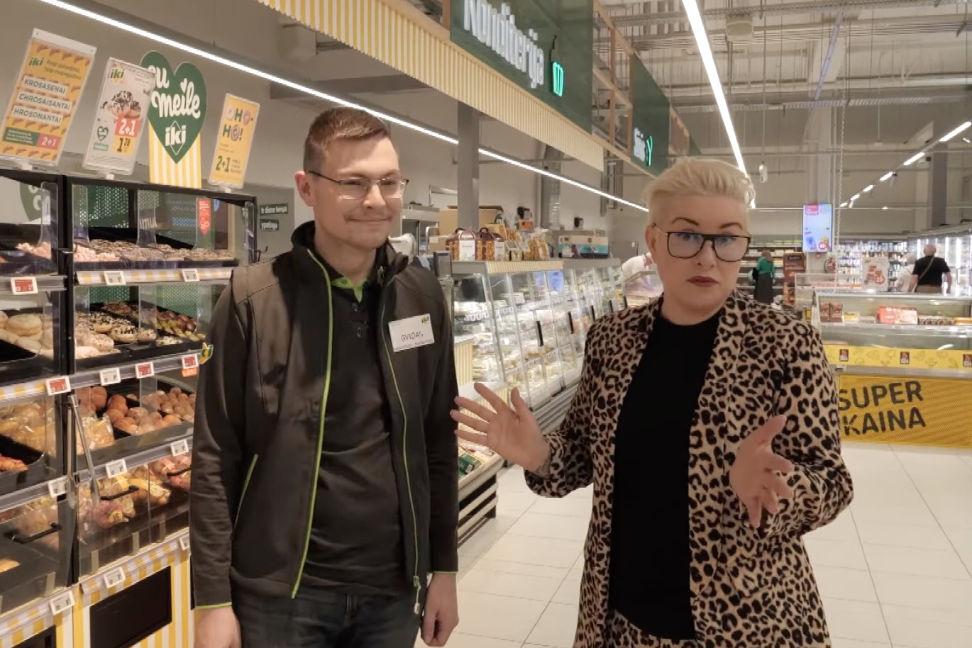 Salės darbuotojas ir kasininkas – laikina stotelė ar gyvenimo pašaukimas?