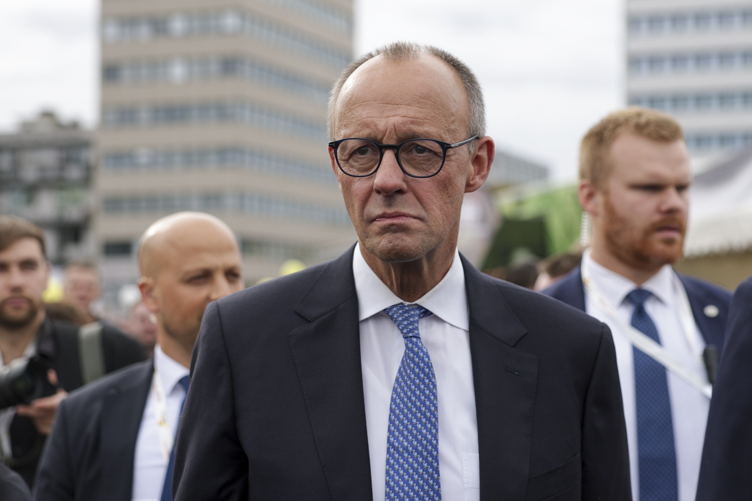 Merzas: Putinas kariauja hibridinį karą prieš Vokietiją Merzas: Putinas kariauja hibridinį karą prieš Vokietiją