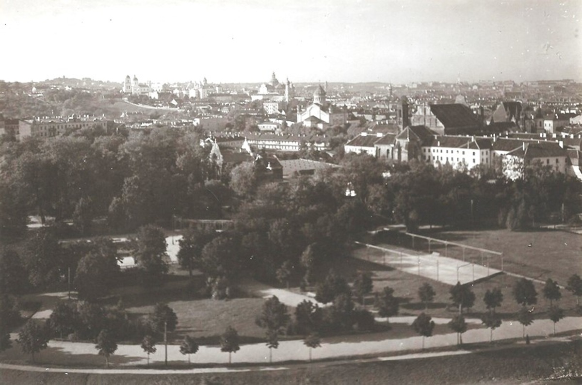 Pirmas viešasis parkas Pirmas viešasis parkas