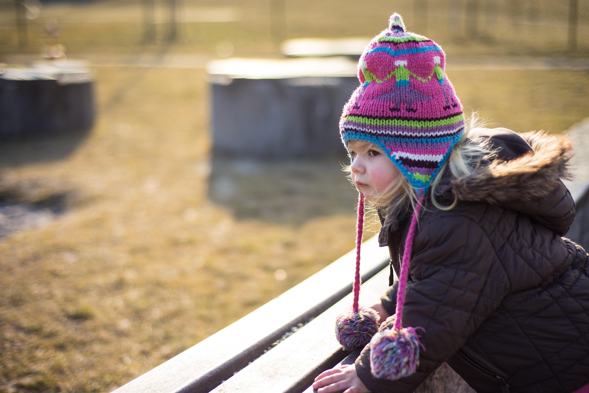 Introvertas ir ekstravertas: kaip kurti ryšį su skirtingais vaikais?