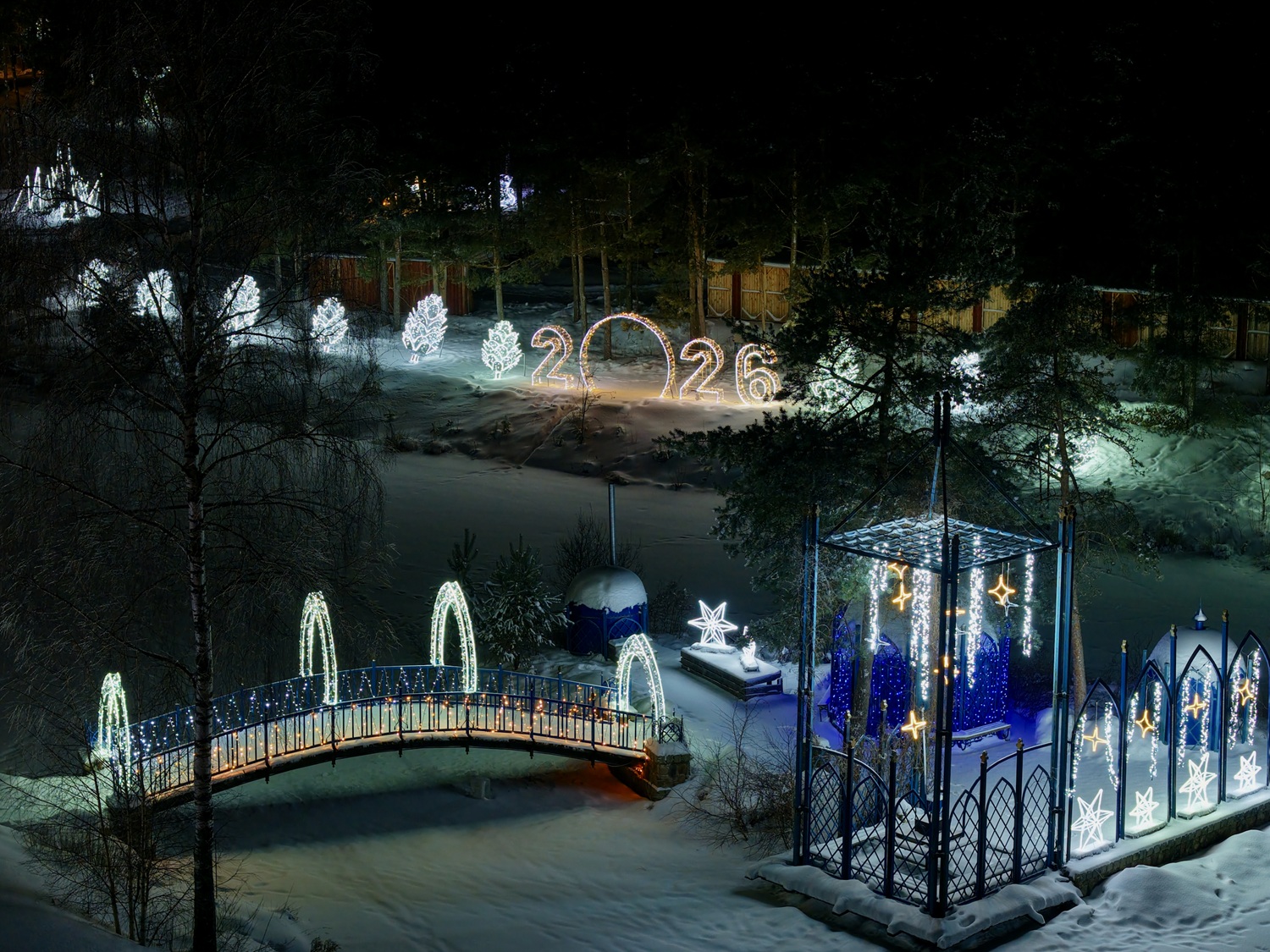 Ugnies ir šviesos miško takais – gyva žiemos patirtis Vytenio parke Ugnies ir šviesos miško takais – gyva žiemos patirtis Vytenio parke