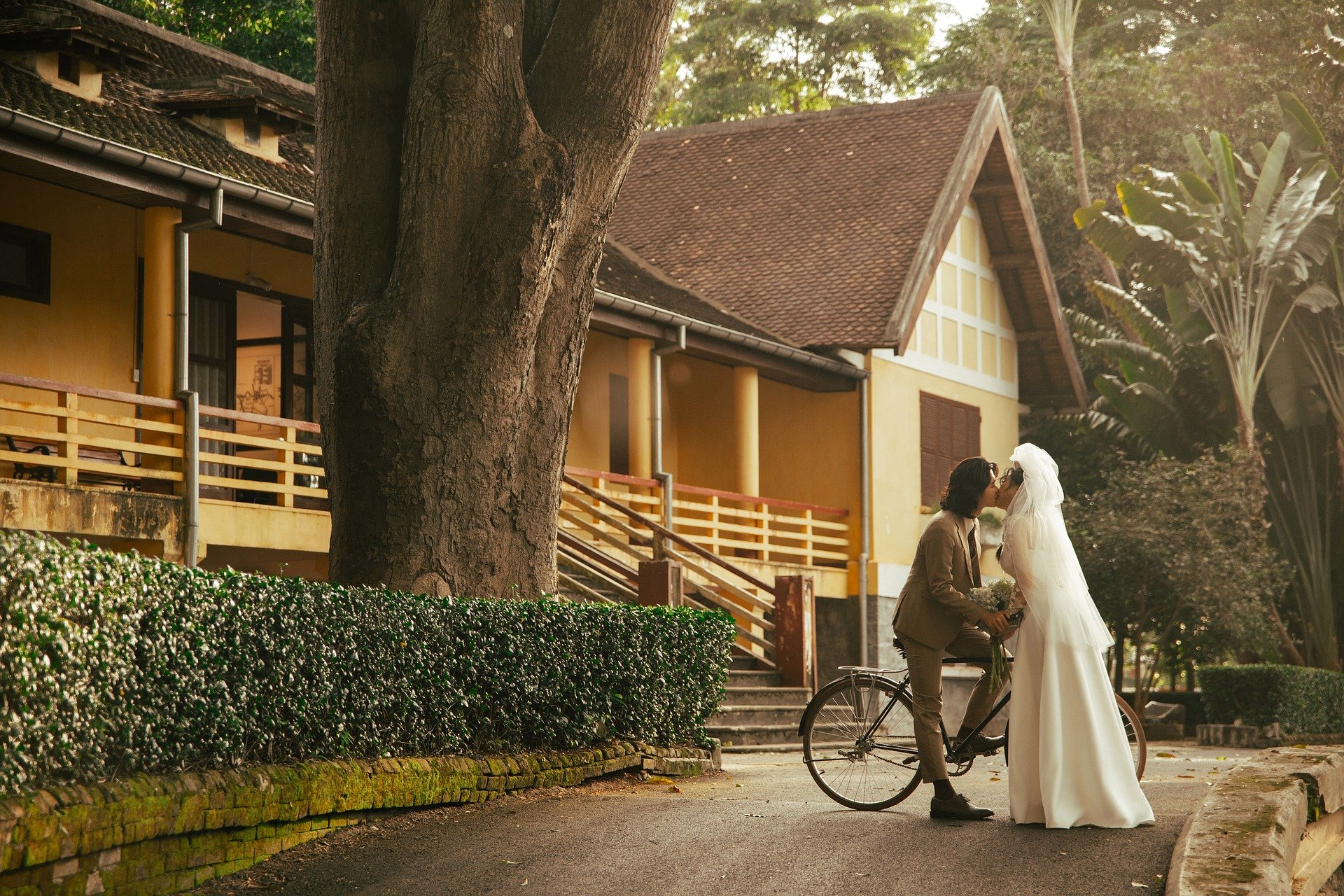 Namą galima „pasigaminti“ gamykloje: ar tai geresnis sprendimas nei tradicinės statybos?