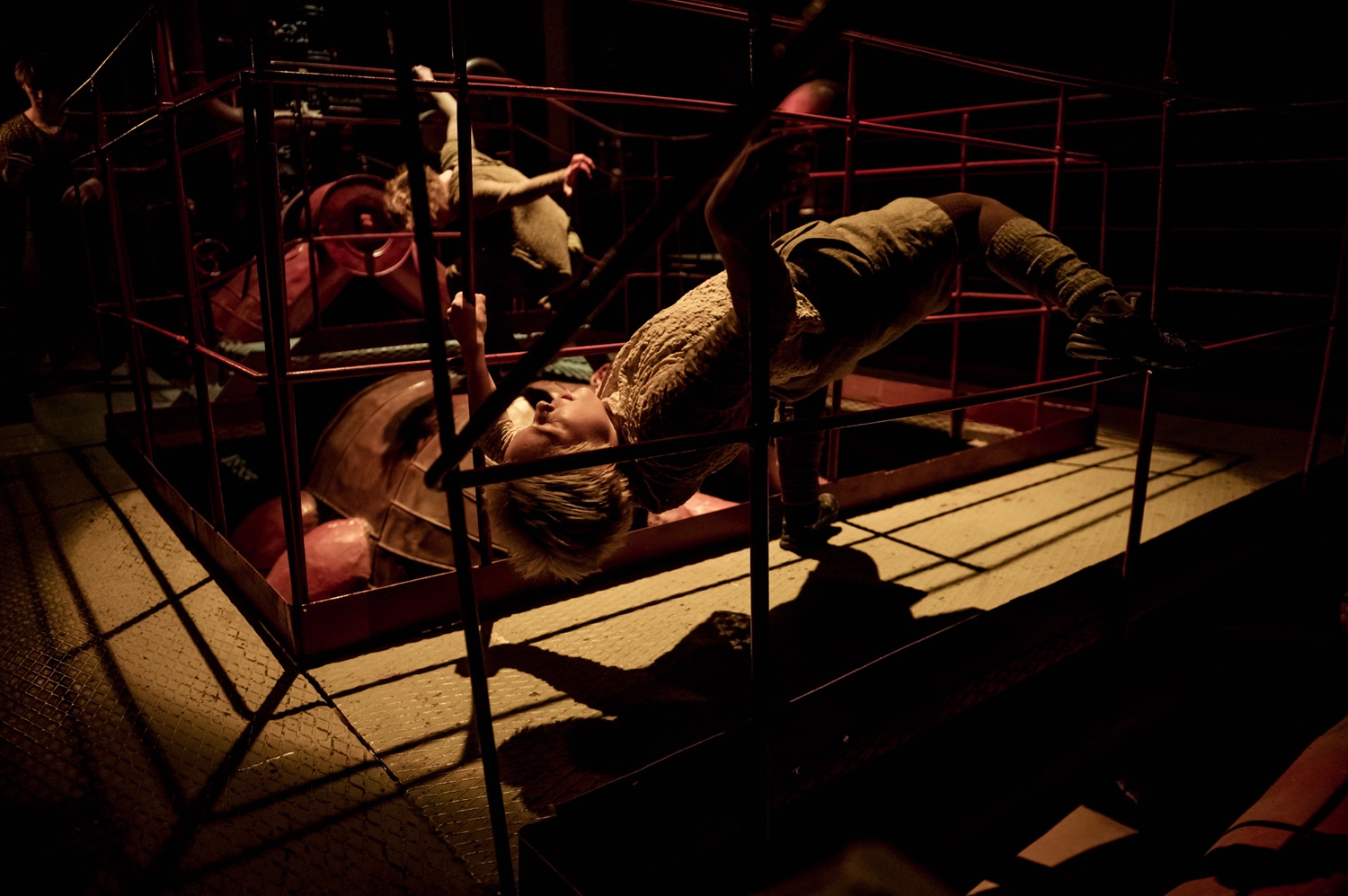 Kai ryšys tampa būsena: performansas „dis|connect“