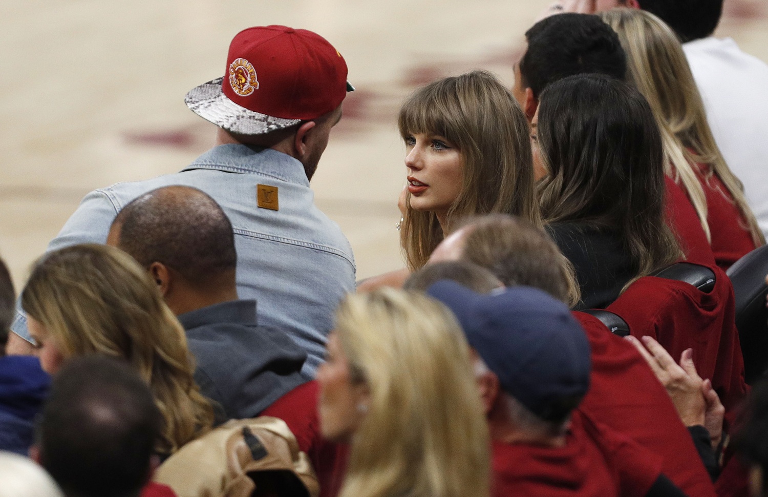 „Forbes“: Taylor Swift – turtingiausia visų laikų muzikantė