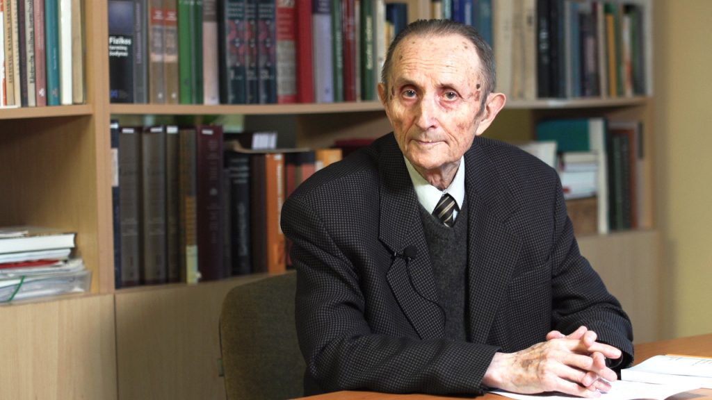 Vitas Labutis: „Tarnauti kalbai reiškia tarnauti valstybei“