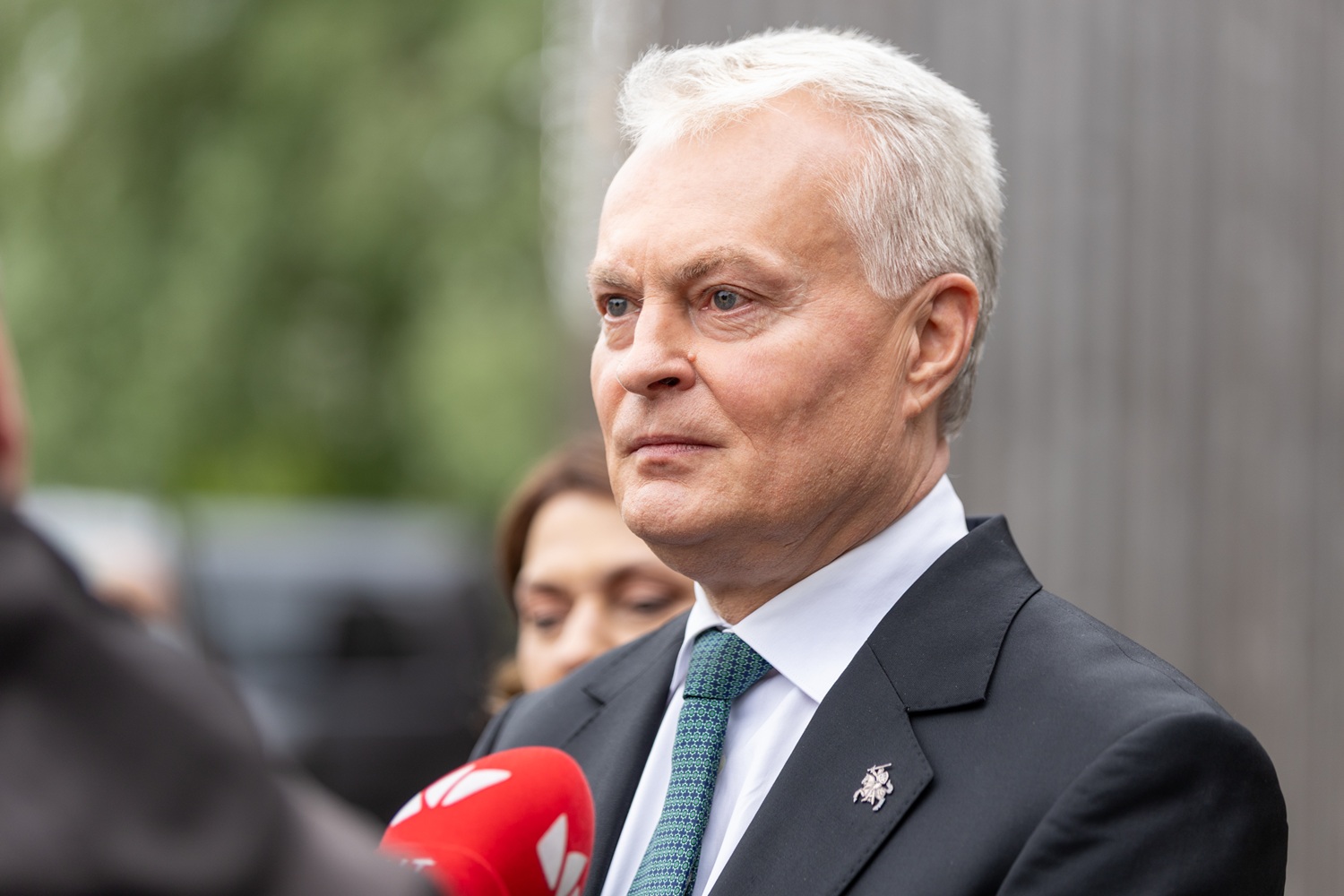 Nausėda: esame pasirengę dislokuoti pajėgas Ukrainoje, kai tam bus sąlygos
