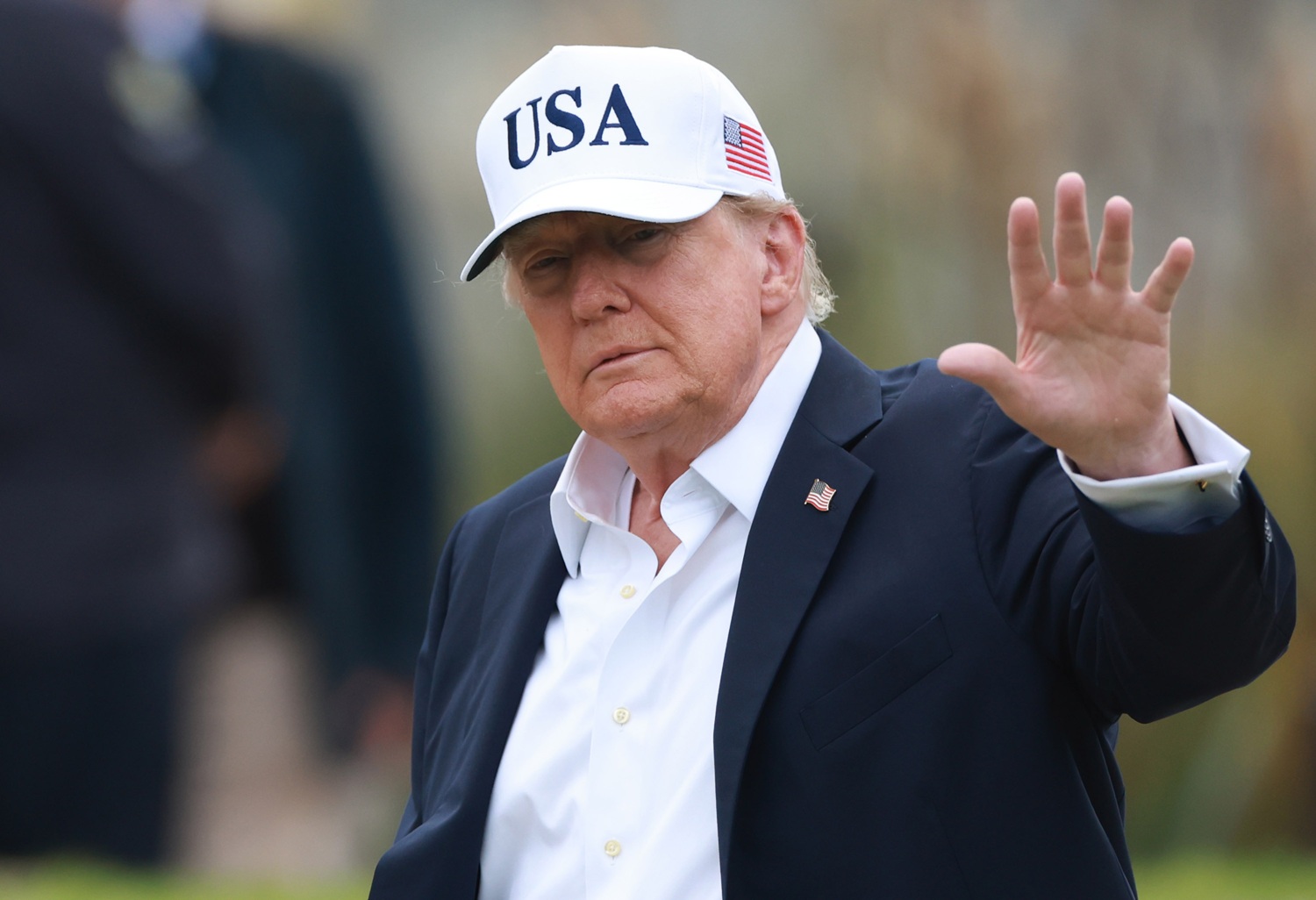 Trumpas įspėjo Zelenskį liautis pulti Rusijos dyzelino gamyklas